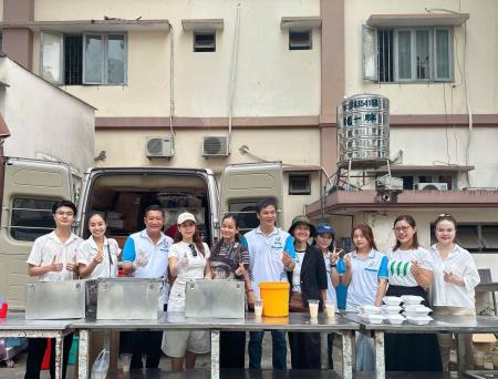 Phát cơm tại Bệnh viện Nhi đồng 2 ngày 05/09/2026