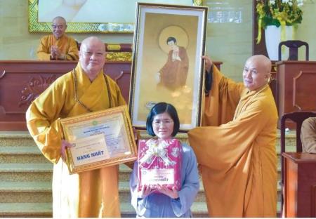 Gặp nữ Phật tử đạt giải nhất Hội thi giáo lý TP.HCM