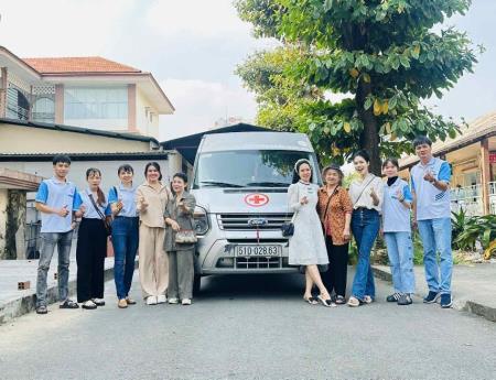 Phát cơm tại Bệnh viện Nhi đồng 2 ngày 22/12/2025