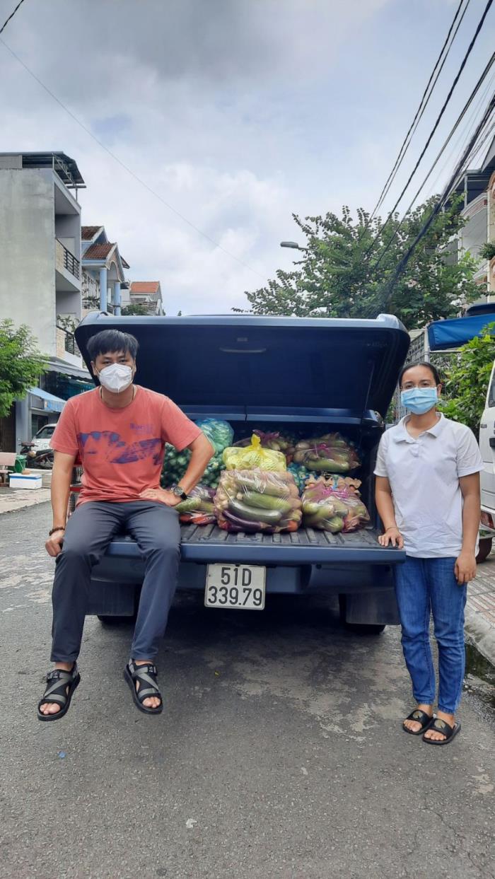 Trao quà hỗ trợ cho chùa Diệu Tràng, trường Trung cấp Phật học, người dân và UBND các phường Phước Long A, Phước Long B, Phước Bình, Long Phước (ngày 10/09/2021)