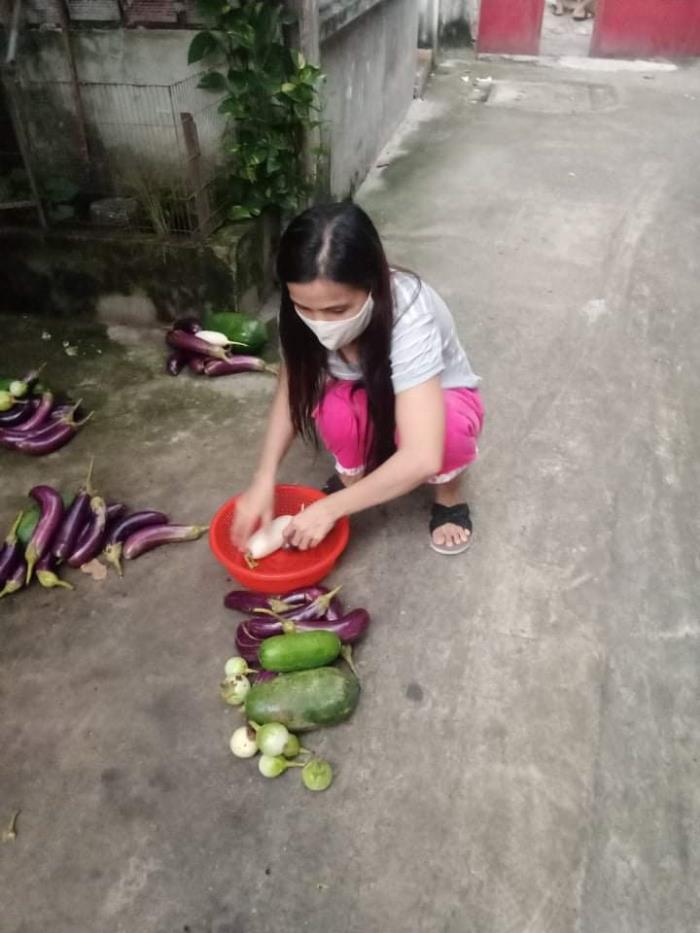 Trao quà đến người dân ở P.Phước Long A, P.Long Phước (ngày 17/09/2021)