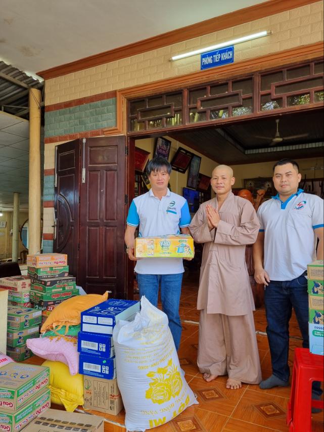 Trao quà tại chùa Thiện Tâm, Bình Thuận (05/02/2023)