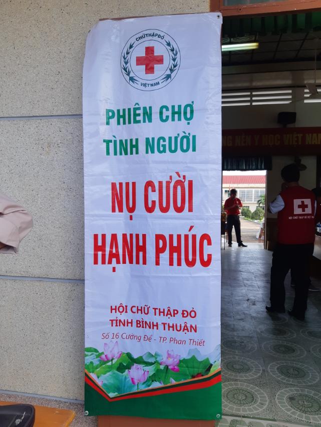 Hội chợ từ thiện Tánh Linh